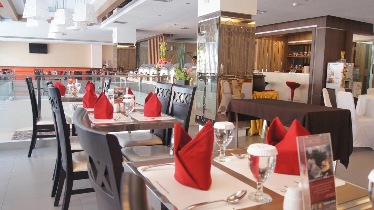 Winstar Hotel Pekanbaru Ngoại thất bức ảnh
