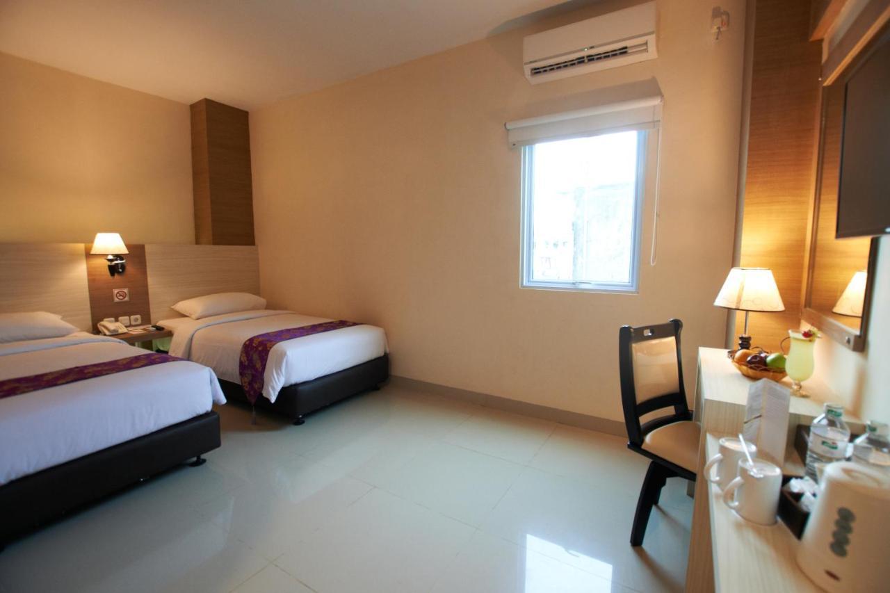 Winstar Hotel Pekanbaru Ngoại thất bức ảnh