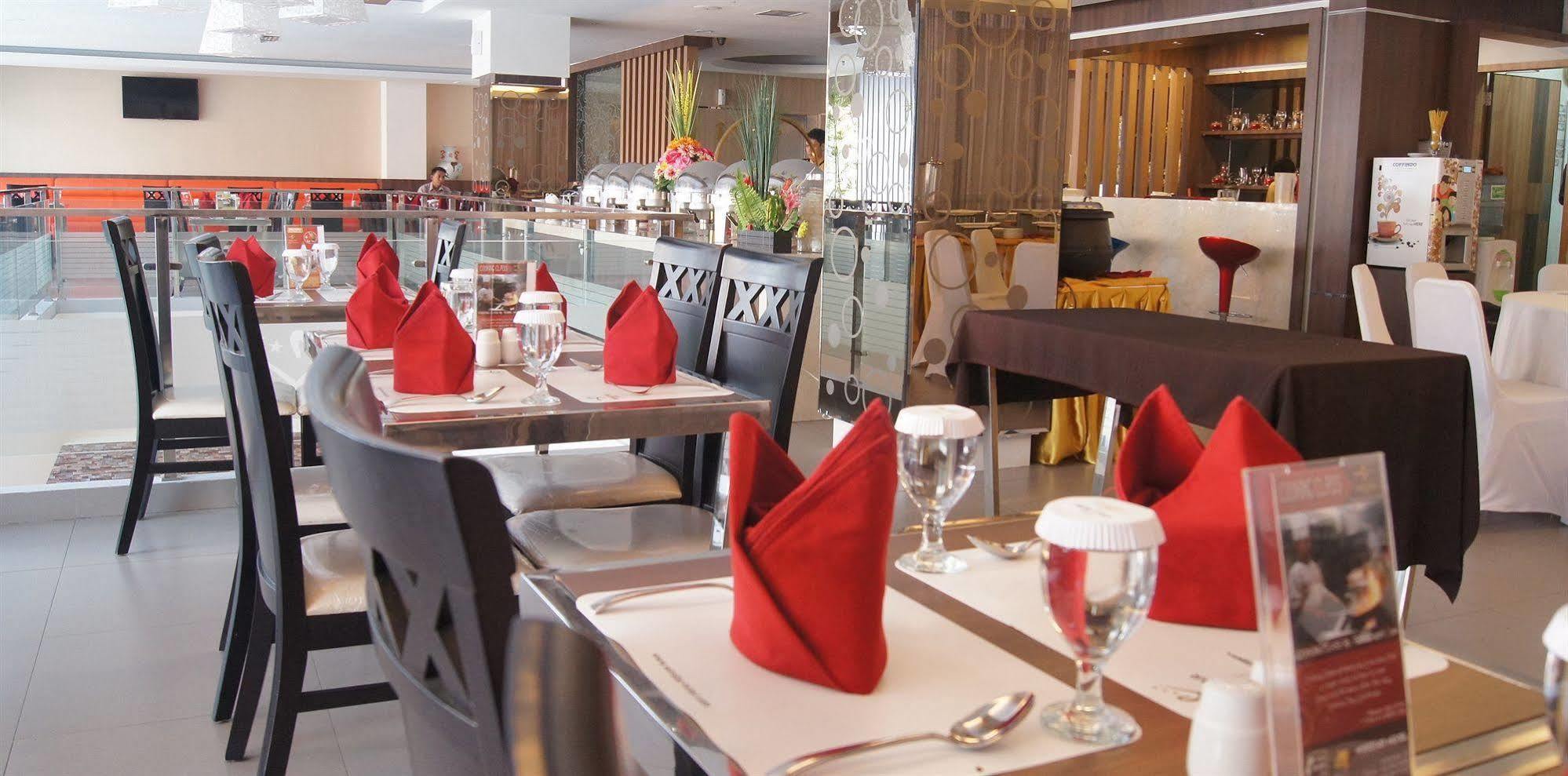 Winstar Hotel Pekanbaru Ngoại thất bức ảnh