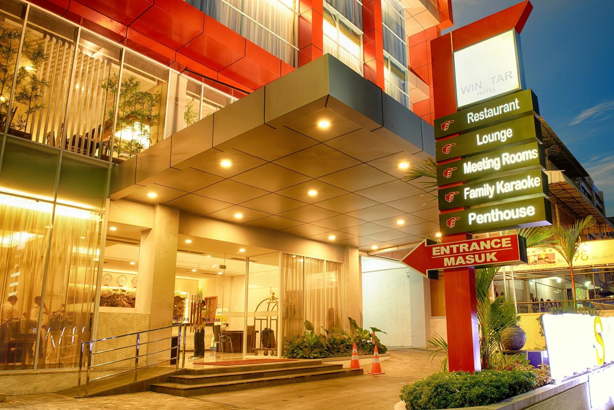 Winstar Hotel Pekanbaru Ngoại thất bức ảnh